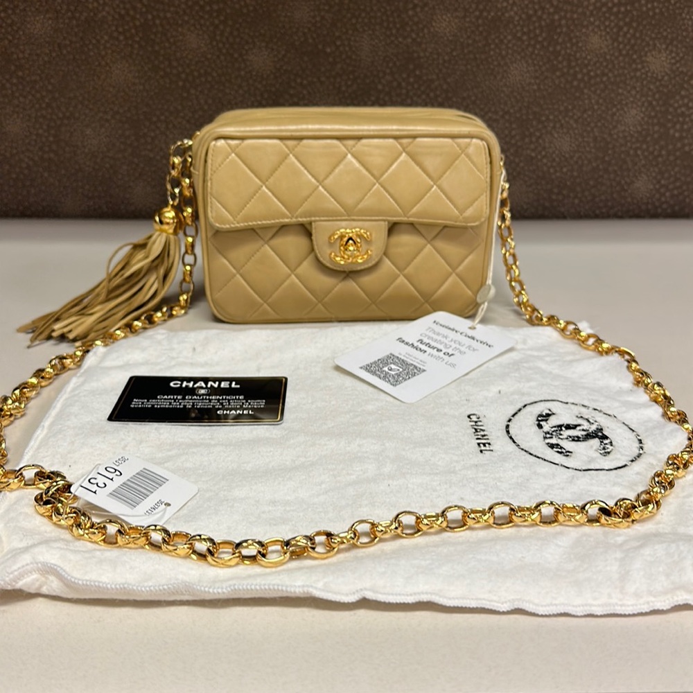 🔥🔥🔥Chanel Vintage Matelasse Tassel Leather Camera Crossbody Bag